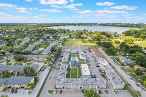 Condominio en venta en Orlando, Florida, 2 dormitorios, 92.44 m2 № 1800578 - foto 19