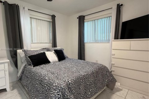 Снять в аренду виллу или дом в Мирамар, Флорида 3 спальни, 139.45м2, № 1991003 - фото 14