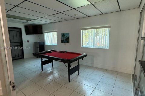 Снять в аренду виллу или дом в Мирамар, Флорида 3 спальни, 139.45м2, № 1991003 - фото 29