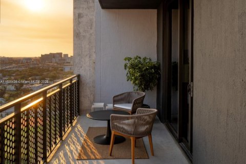 Apartamento en alquiler en Miami, Florida, 2 dormitorios, 80.55 m2 № 2180838 - foto 29
