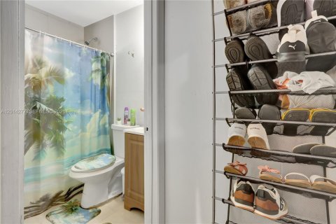 Immobilier commercial à vendre à Miami Gardens, Floride: 161.93 m2 № 2076385 - photo 25