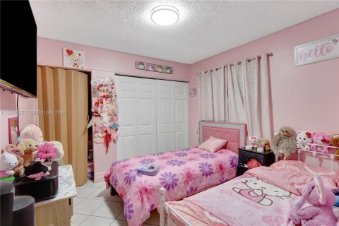Immobilier commercial à vendre à Miami Gardens, Floride: 161.93 m2 № 2076385 - photo 16
