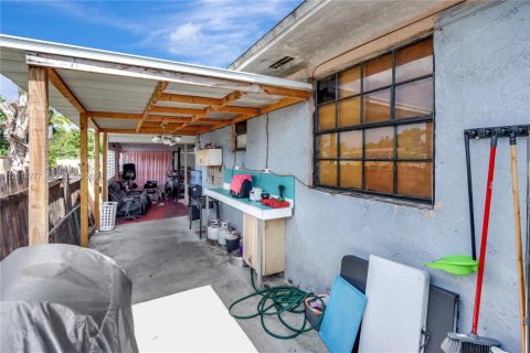 Immobilier commercial à vendre à Miami Gardens, Floride: 161.93 m2 № 2076385 - photo 22