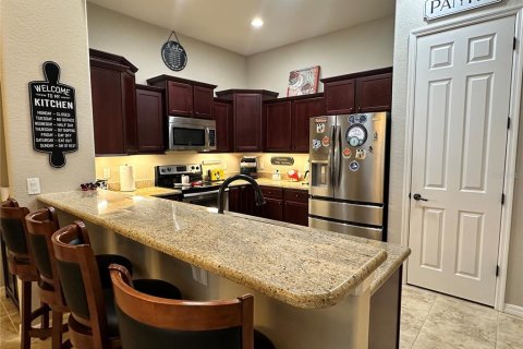 House in Polk City, Florida 3 bedrooms, 145.76 sq.m. № 1565014 - photo 11
