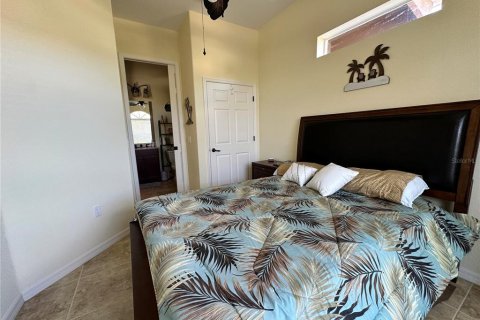 House in Polk City, Florida 3 bedrooms, 145.76 sq.m. № 1565014 - photo 21