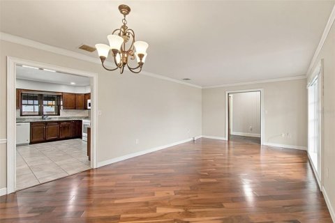 Villa ou maison à vendre à Brandon, Floride: 4 chambres, 226.03 m2 № 2418553 - photo 18