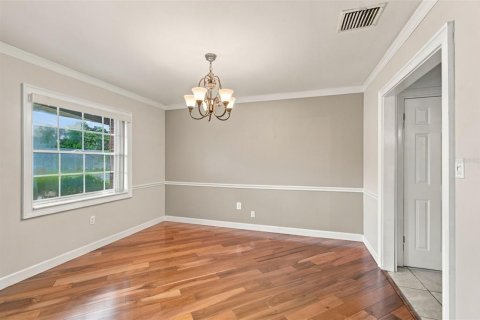 Villa ou maison à vendre à Brandon, Floride: 4 chambres, 226.03 m2 № 2418553 - photo 17