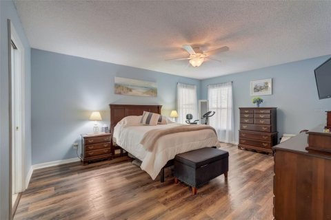 House in Leesburg, Florida 3 bedrooms, 167.69 sq.m. № 1838936 - photo 5
