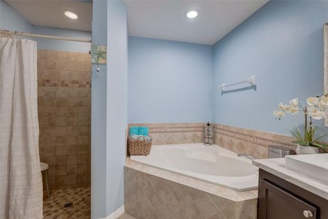 House in Leesburg, Florida 3 bedrooms, 167.69 sq.m. № 1838936 - photo 6
