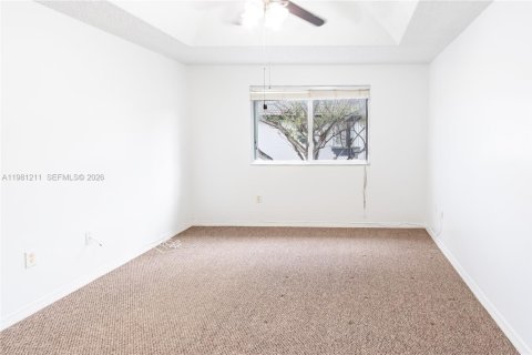 Touwnhouse à louer à Homestead, Floride: 4 chambres, 171.5 m2 № 2045393 - photo 18