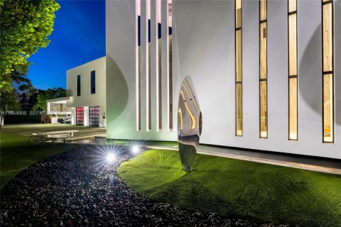 Villa ou maison à louer à Miami Beach, Floride: 5 chambres, 502.23 m2 № 2026185 - photo 17