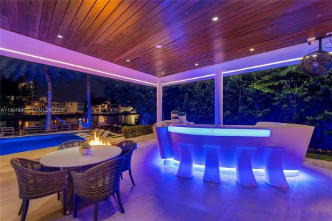 Villa ou maison à louer à Miami Beach, Floride: 5 chambres, 502.23 m2 № 2026185 - photo 8
