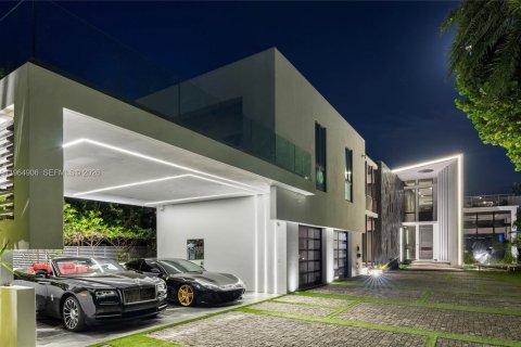 Villa ou maison à louer à Miami Beach, Floride: 5 chambres, 502.23 m2 № 2026185 - photo 12