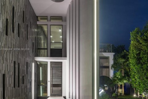 Villa ou maison à louer à Miami Beach, Floride: 5 chambres, 502.23 m2 № 2026185 - photo 14