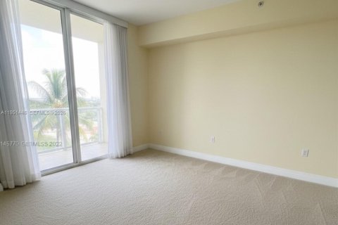 Condominio en venta en Miami, Florida, 1 dormitorio, 78.78 m2 № 2008539 - foto 7