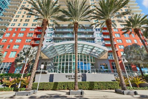Condominio en venta en Miami, Florida, 2 dormitorios, 105.91 m2 № 1995830 - foto 5
