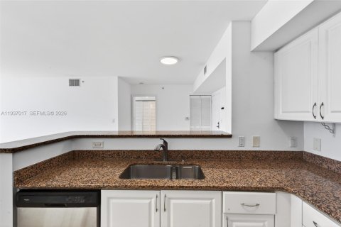 Condominio en venta en Miami, Florida, 2 dormitorios, 105.91 m2 № 1995830 - foto 21