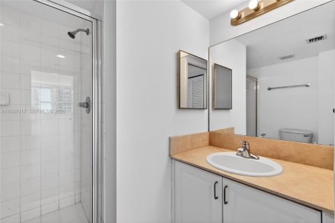 Condominio en venta en Miami, Florida, 2 dormitorios, 105.91 m2 № 1995830 - foto 29