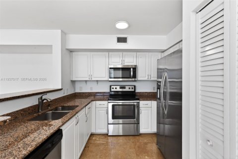 Condominio en venta en Miami, Florida, 2 dormitorios, 105.91 m2 № 1995830 - foto 20