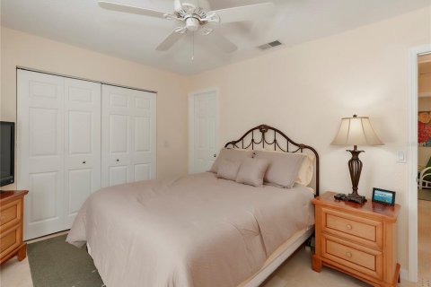 Villa ou maison à louer à Clearwater, Floride: 2 chambres, 102.19 m2 № 2419884 - photo 17