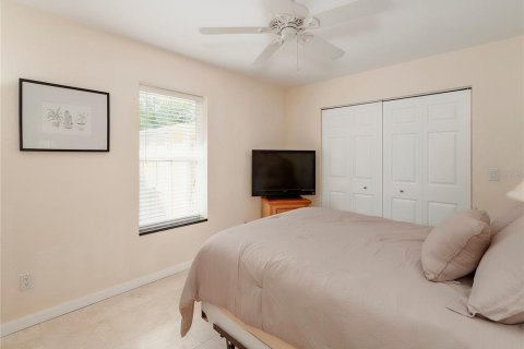 Villa ou maison à louer à Clearwater, Floride: 2 chambres, 102.19 m2 № 2419884 - photo 16