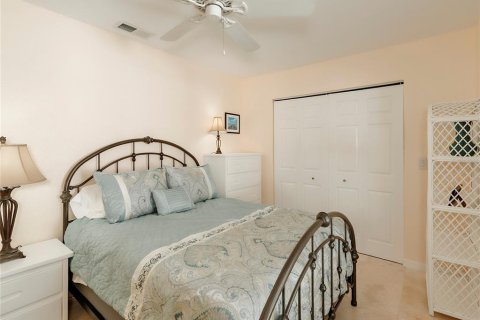 Villa ou maison à louer à Clearwater, Floride: 2 chambres, 102.19 m2 № 2419884 - photo 20