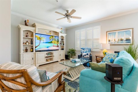 Townhouse in Indian Shores, Florida 3 bedrooms, 266.91 sq.m. № 2092157 - photo 18