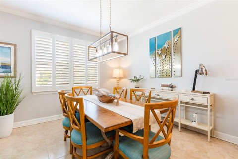 Townhouse in Indian Shores, Florida 3 bedrooms, 266.91 sq.m. № 2092157 - photo 21