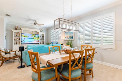 Townhouse in Indian Shores, Florida 3 bedrooms, 266.91 sq.m. № 2092157 - photo 24