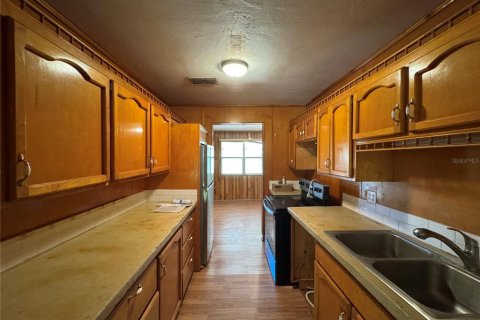 House in Live Oak, Florida 5 bedrooms, 185.06 sq.m. № 1650859 - photo 29