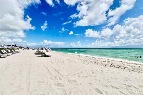 Купить кондоминиум в Майами-Бич, Флорида 1 спальня, 93.83м2, № 2012968 - фото 3