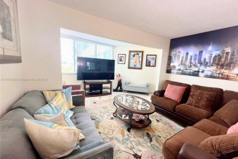 Купить кондоминиум в Майами-Бич, Флорида 1 спальня, 93.83м2, № 2012968 - фото 17