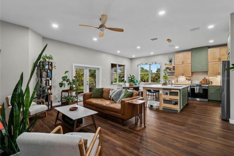 Casa en venta en Port Charlotte, Florida, 3 dormitorios, 145.76 m2 № 2414958 - foto 9