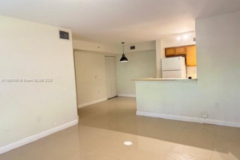 Condo in Homestead, Florida, 2 bedrooms  № 1891103 - photo 4