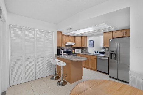 Villa ou maison à vendre à Sarasota, Floride: 2 chambres, 125.7 m2 № 2427102 - photo 15