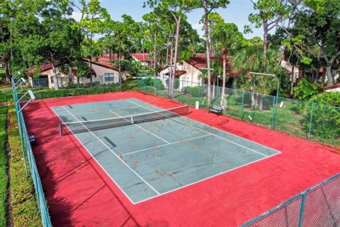 Villa ou maison à vendre à Sarasota, Floride: 2 chambres, 125.7 m2 № 2427102 - photo 5