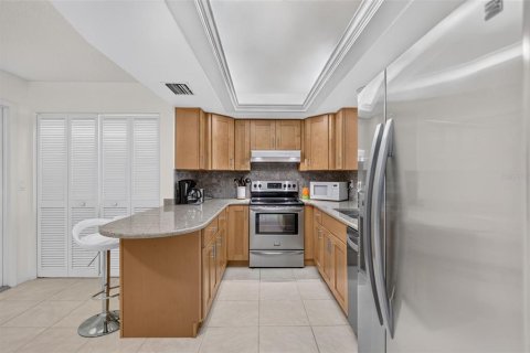 Villa ou maison à vendre à Sarasota, Floride: 2 chambres, 125.7 m2 № 2427102 - photo 11