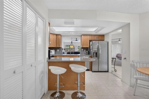 Villa ou maison à vendre à Sarasota, Floride: 2 chambres, 125.7 m2 № 2427102 - photo 14