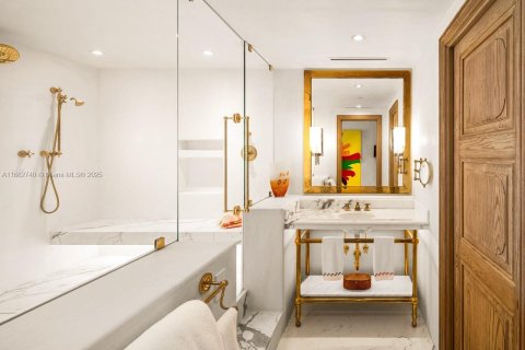 Condo in Miami, Florida, 3 bedrooms  № 1427219 - photo 30