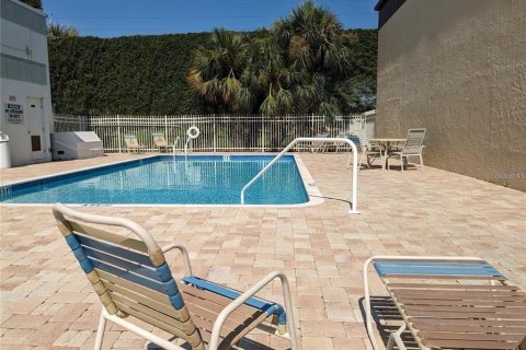 Купить кондоминиум в Клируотер, Флорида 6 комнат, 105.91м2, № 1910231 - фото 28