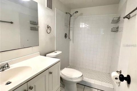 Купить кондоминиум в Клируотер, Флорида 6 комнат, 105.91м2, № 1910231 - фото 22