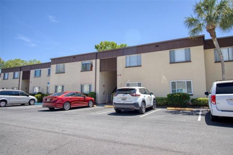 Купить кондоминиум в Клируотер, Флорида 6 комнат, 105.91м2, № 1910231 - фото 2