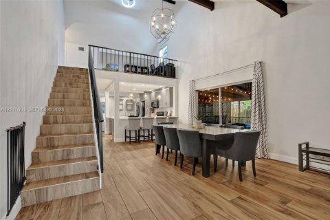 Villa ou maison à vendre à Sunrise, Floride: 4 chambres, 182.09 m2 № 2439363 - photo 3
