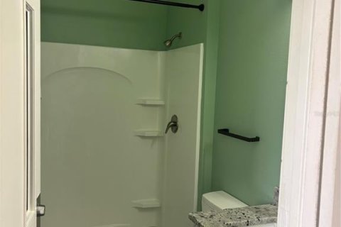 Apartamento en alquiler en DeLand, Florida, 1 habitación, 2477.89 m2 № 1899470 - foto 4