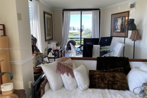 Снять в аренду кондоминиум в Авентура, Флорида 2 спальни, 120.96м2, № 2005496 - фото 25