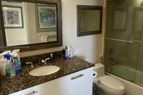 Снять в аренду кондоминиум в Авентура, Флорида 2 спальни, 120.96м2, № 2005496 - фото 15