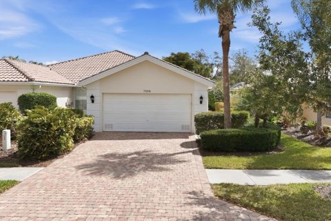 Villa ou maison à Sarasota, Floride 2 chambres, 142.51 m2 № 2096963