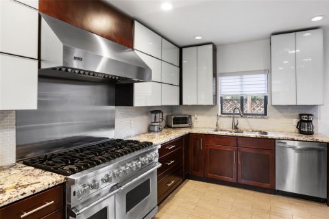 Casa en venta en Fort Lauderdale, Florida, 4 dormitorios, 315.87 m2 № 2177849 - foto 23