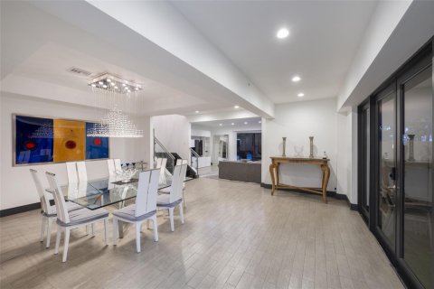 Casa en venta en Fort Lauderdale, Florida, 4 dormitorios, 315.87 m2 № 2177849 - foto 21