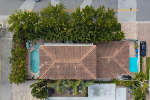 Casa en venta en Fort Lauderdale, Florida, 4 dormitorios, 315.87 m2 № 2177849 - foto 9